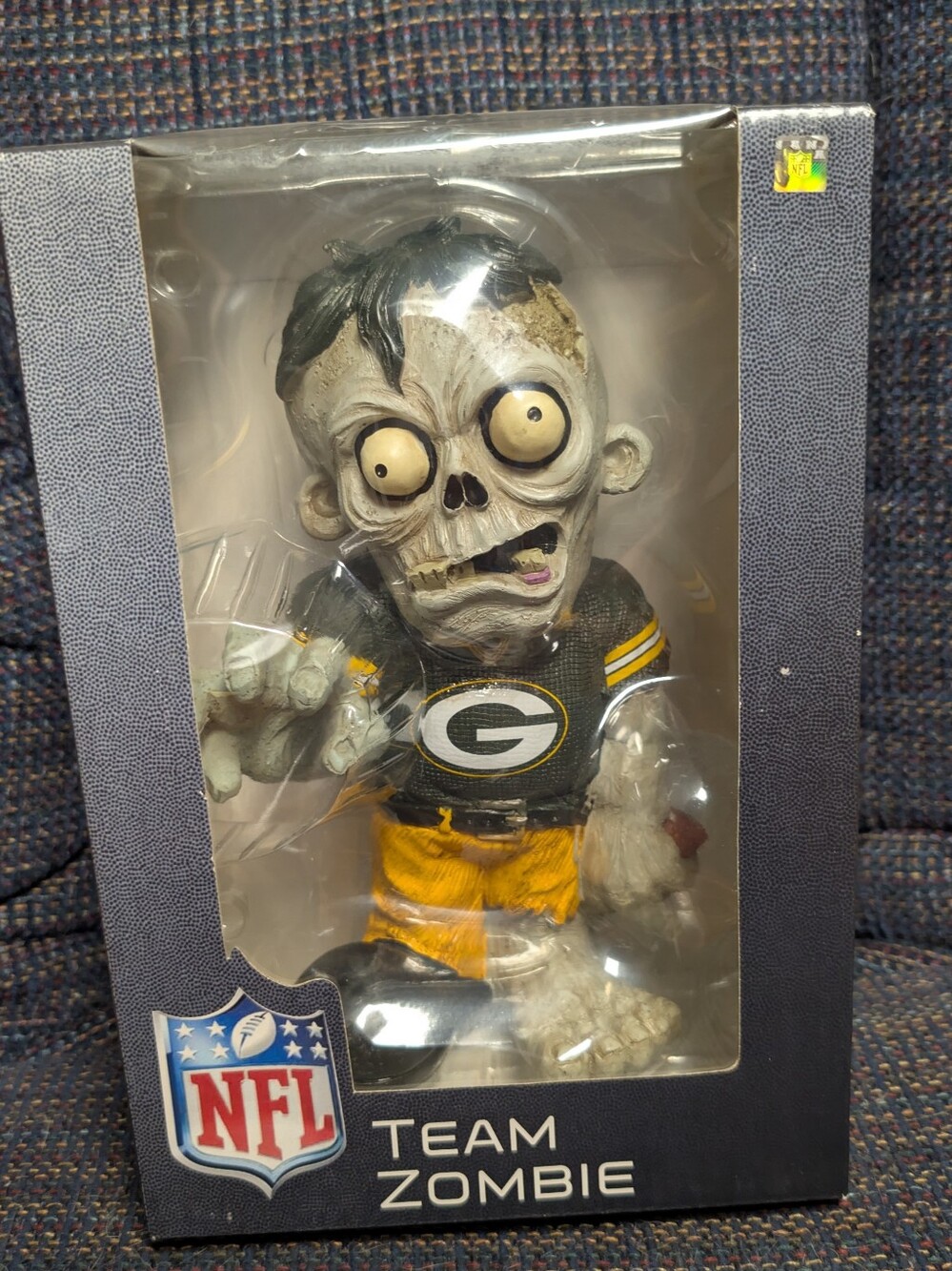 GREEN BAY PACKERS Zombie Monster Figurine Halloween ~ Garden Statue NFL Forever
